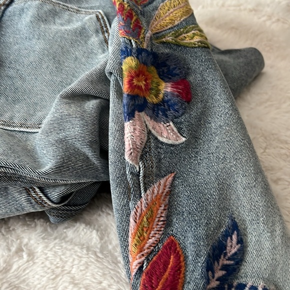 Driftwood Brady Floral Embroidered Denim Overalls Large New With Tags - Picture 5 of 5